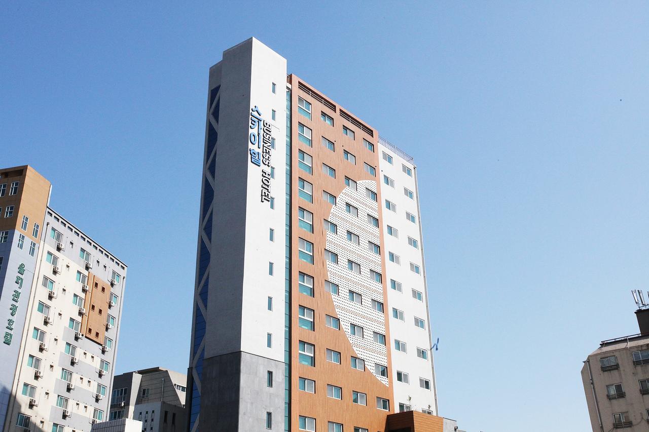 Jeju Sky Hill Business Hotel Exterior photo